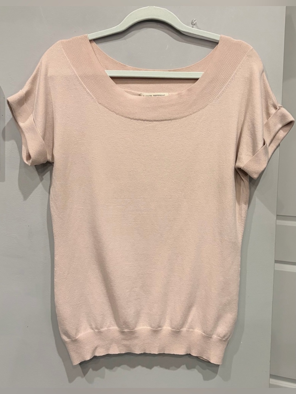 BANANA REPUBLIC LIGHT PEACH CASHMERE SILK WOOL BLEND SWEATER TOP